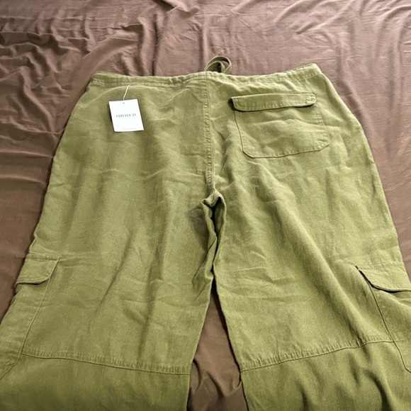 Olive Green Cargo Pants - Picture 4 of 6